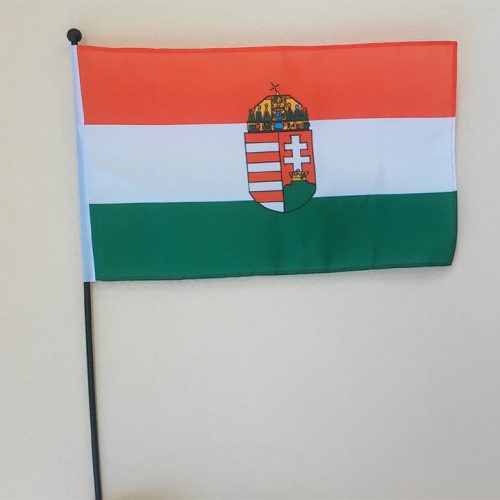 Zászló műanyag rúdon Magyarország címeres 30 x 45 cm